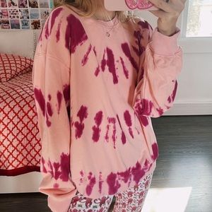 Oversized tie dye sweatshirt